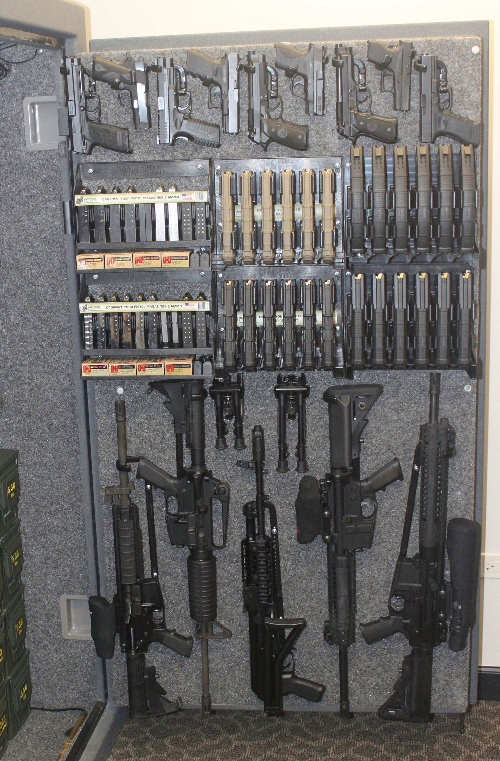 AR-15 Mag Holder – Qualification Targets Inc